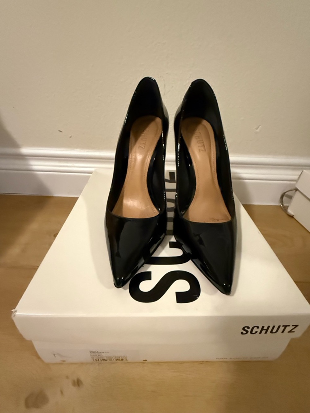 SCHUTZ Black Patent Pointed Toe Pumps 8 - Picture 3 of 8